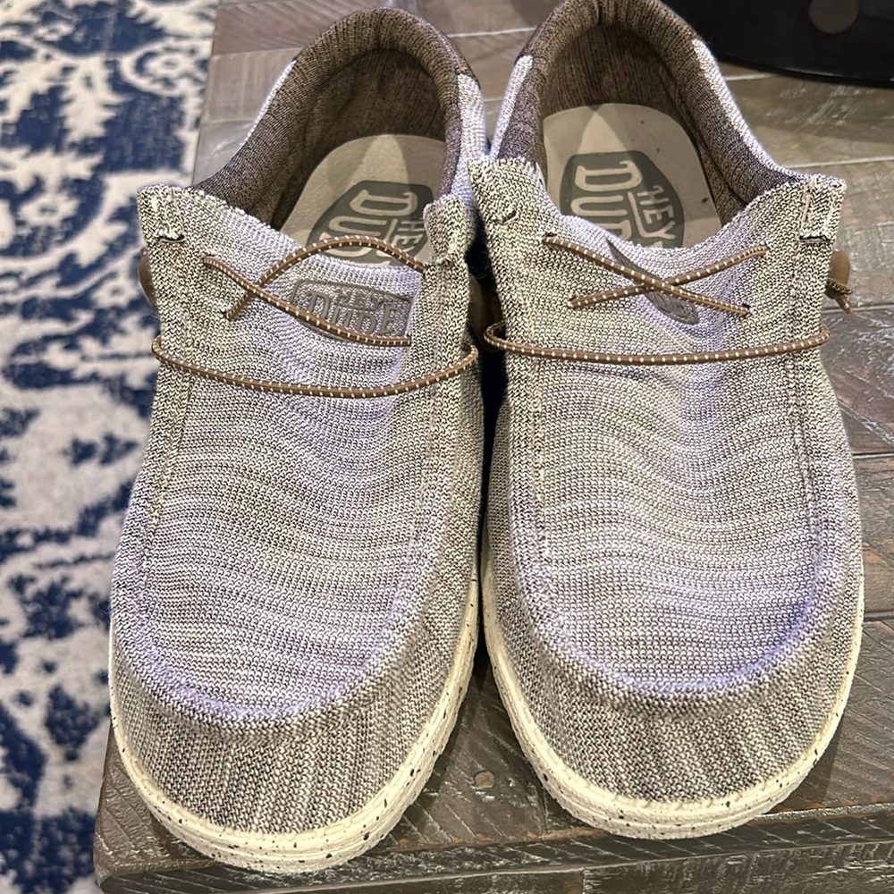 Hey Dude shoes men’s size 10